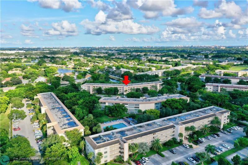  Condo & Townhome Photos