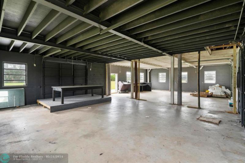  Single Family Homes Photo 38: 6800 SW 172nd Ave  Southwest Ranches,  FL 33331