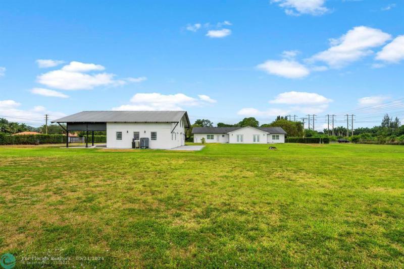  Single Family Homes Photo 6: 6800 SW 172nd Ave  Southwest Ranches,  FL 33331