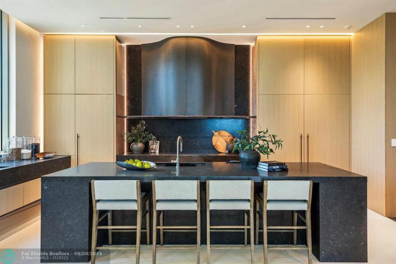  Single Family Homes Photo 16: 1460 S Ocean Blvd  Manalapan,  FL 33462