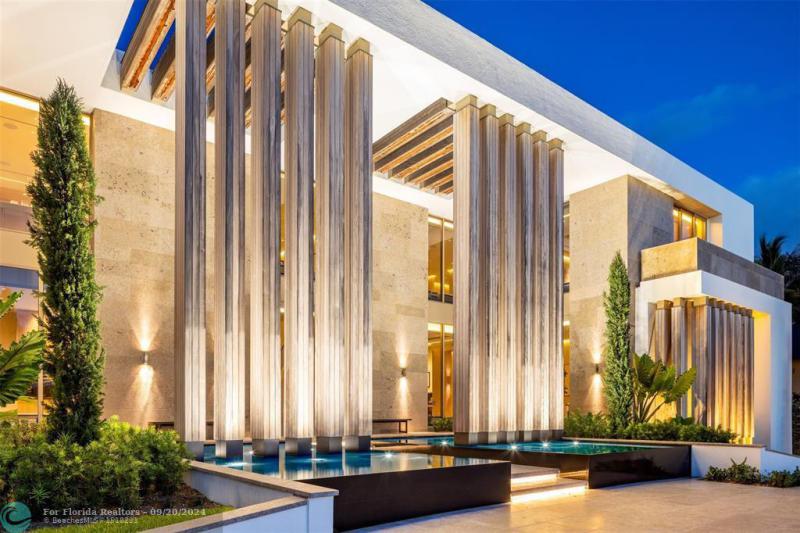  Single Family Homes Photo 2: 1460 S Ocean Blvd  Manalapan,  FL 33462