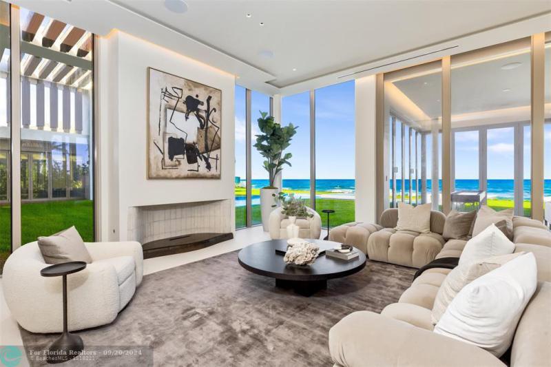  Single Family Homes Photo 24: 1460 S Ocean Blvd  Manalapan,  FL 33462