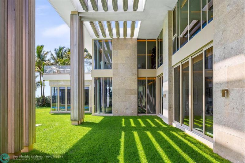  Single Family Homes Photo 36: 1460 S Ocean Blvd  Manalapan,  FL 33462