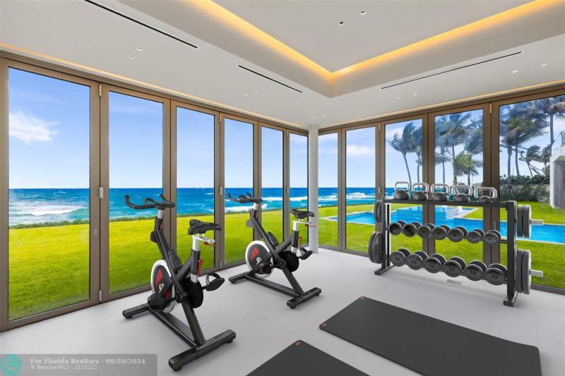  Single Family Homes Photo 48: 1460 S Ocean Blvd  Manalapan,  FL 33462