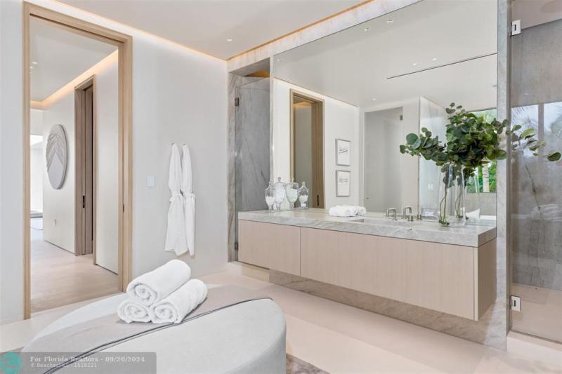  Single Family Homes Photo 65: 1460 S Ocean Blvd  Manalapan,  FL 33462