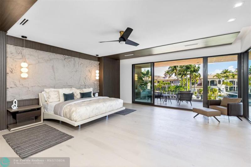 Single Family Homes Photo 27: 2733 NE 16th St  Fort Lauderdale,  FL 33304