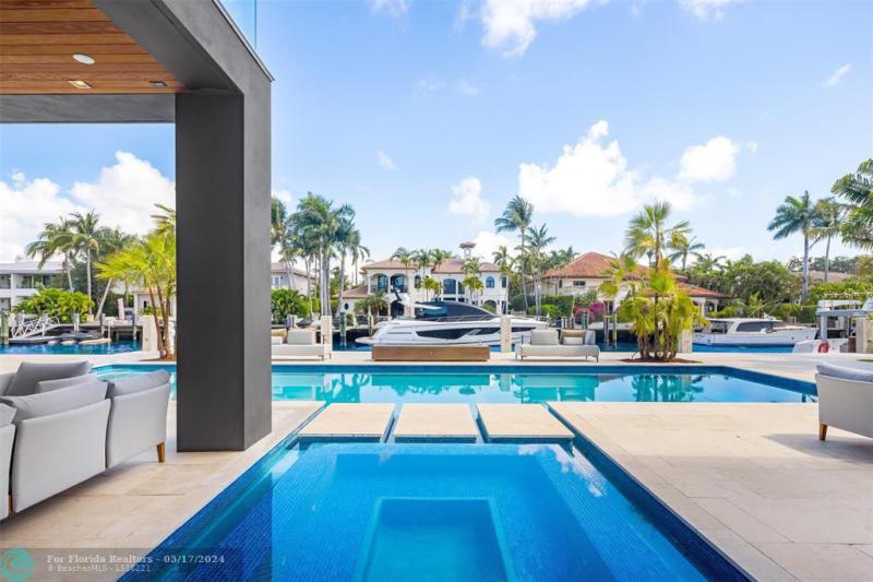  Single Family Homes Photo 66: 2733 NE 16th St  Fort Lauderdale,  FL 33304