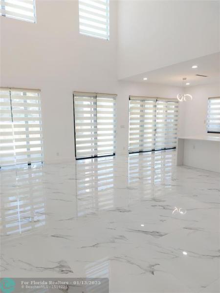  Single Family Homes Photo 10: 254 SW 12th St  Dania Beach,  FL 33004