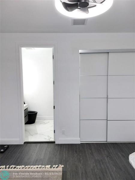  Single Family Homes Photo 19: 254 SW 12th St  Dania Beach,  FL 33004