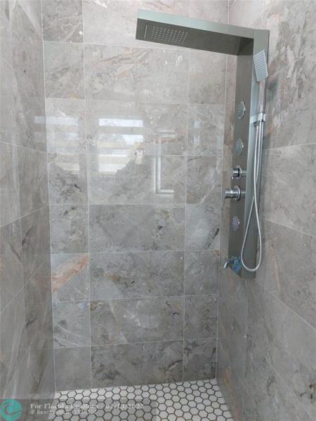  Single Family Homes Photo 21: 254 SW 12th St  Dania Beach,  FL 33004