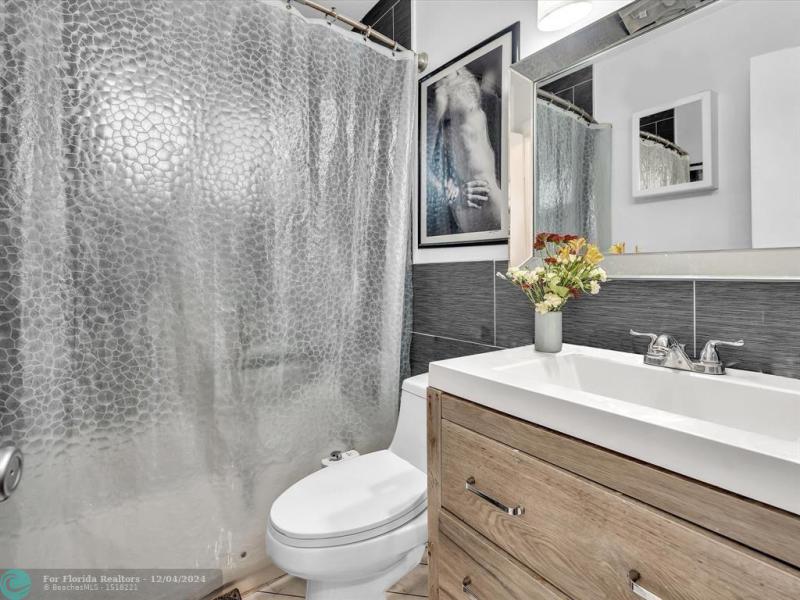 Duplex, Triplex and Fourplex Images