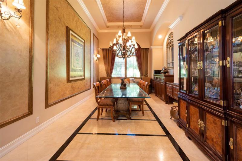  Single Family Homes Photo 13: 1483 SW 150th Ter  Sunrise,  FL 33326