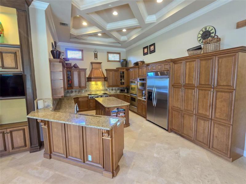  Single Family Homes Photo 23: 1483 SW 150th Ter  Sunrise,  FL 33326