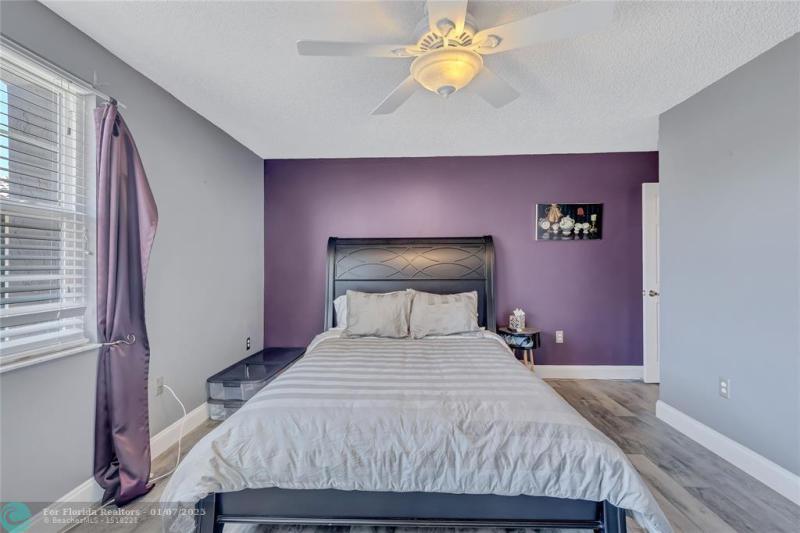  Single Family Homes Photo 24: 7181 NW 32nd St  Margate,  FL 33063