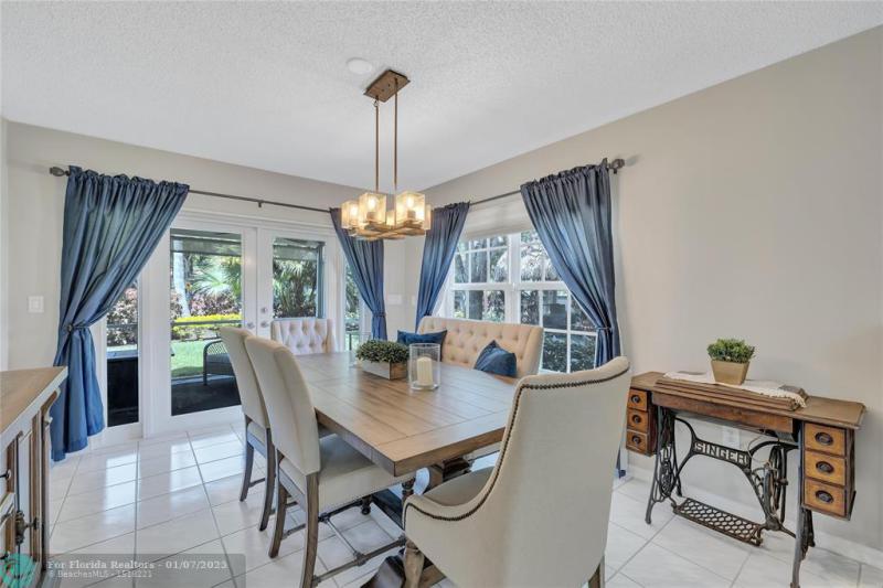  Single Family Homes Photo 8: 7181 NW 32nd St  Margate,  FL 33063