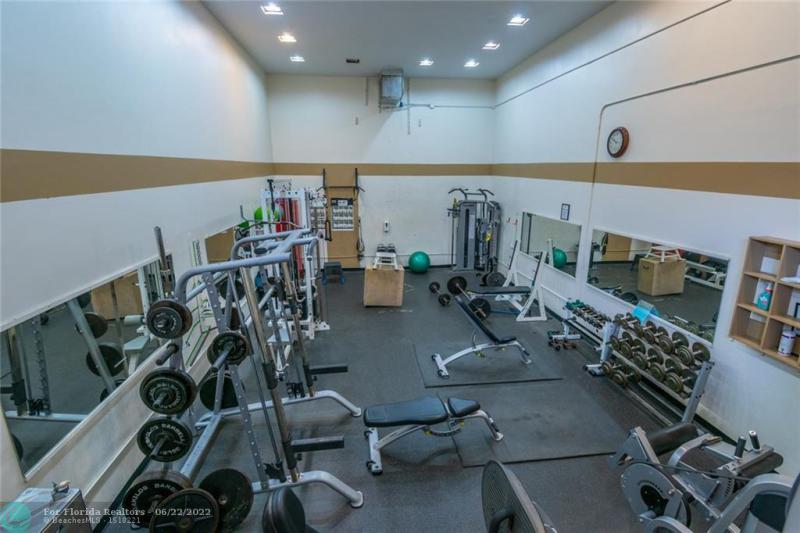 Condo & Townhome Photos