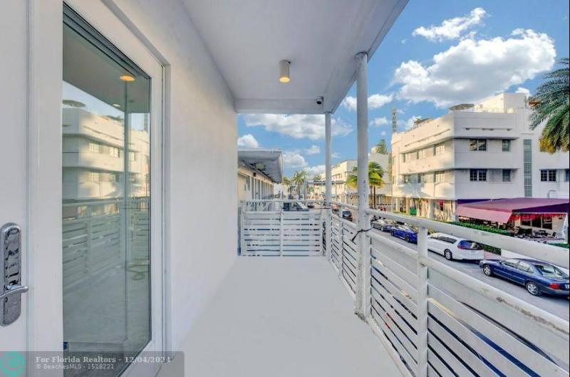  Single Family Homes Photo 67: 124 11th St  Miami Beach,  FL 33139