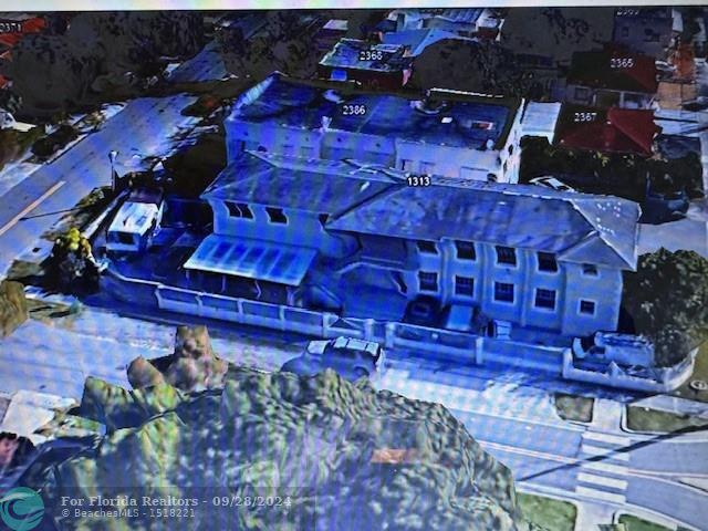 Duplex, Triplex and Fourplex Images