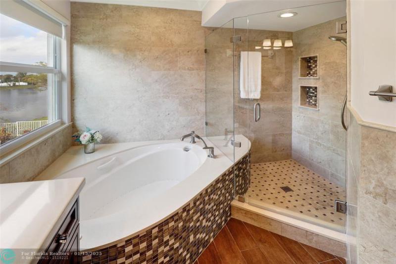  Single Family Homes Photo 17: 3043 Woodlands Drive  Margate,  FL 33063