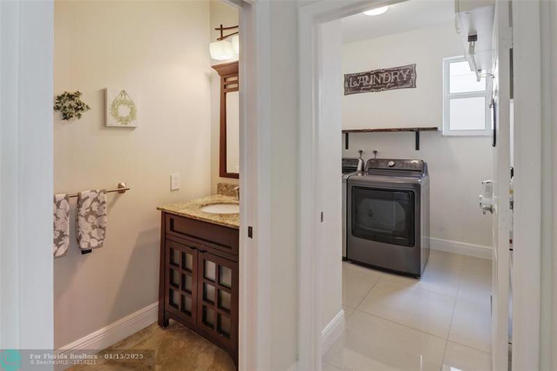  Single Family Homes Photo 21: 3043 Woodlands Drive  Margate,  FL 33063