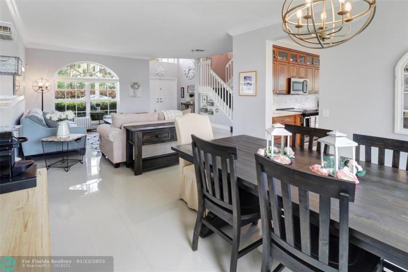  Single Family Homes Photo 5: 3043 Woodlands Drive  Margate,  FL 33063