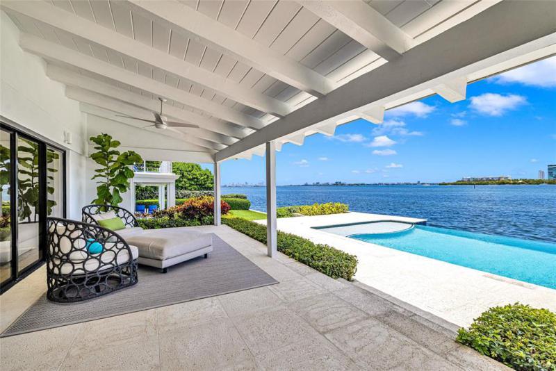  Single Family Homes Photo 17: 1290 NE 83rd St  Miami,  FL 33138