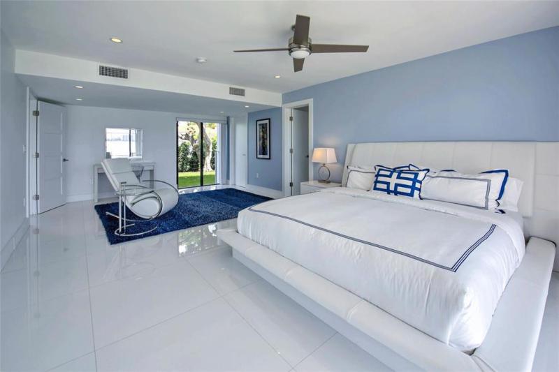  Single Family Homes Photo 47: 1290 NE 83rd St  Miami,  FL 33138