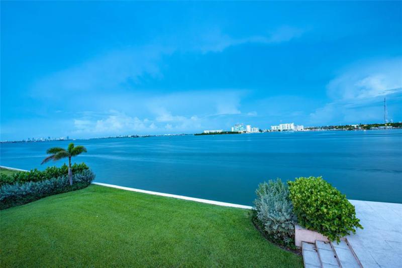  Single Family Homes Photo 58: 1290 NE 83rd St  Miami,  FL 33138