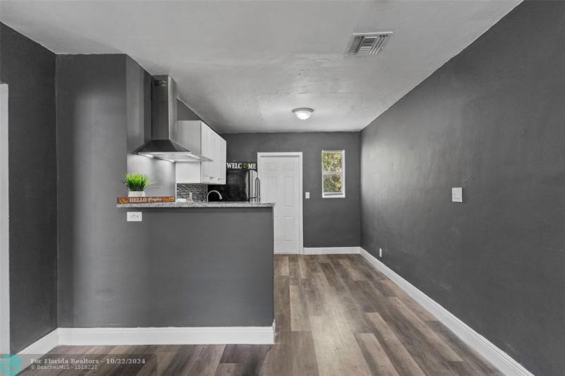 Duplex, Triplex and Fourplex Images