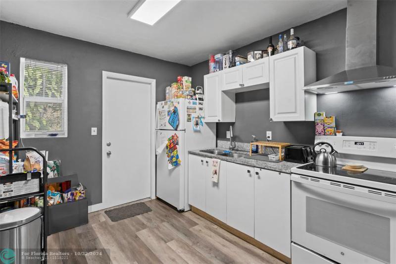 Duplex, Triplex and Fourplex Images