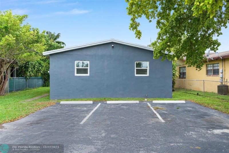 Duplex, Triplex and Fourplex Images