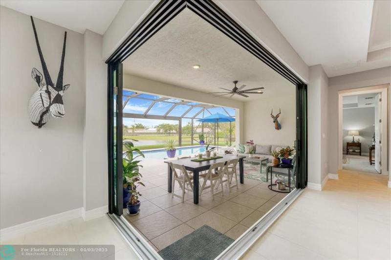  Single Family Homes Photo 22: 4669 Pinehurst Trl  Oakland Park,  FL 33309