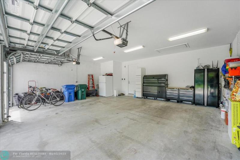  Single Family Homes Photo 47: 4669 Pinehurst Trl  Oakland Park,  FL 33309