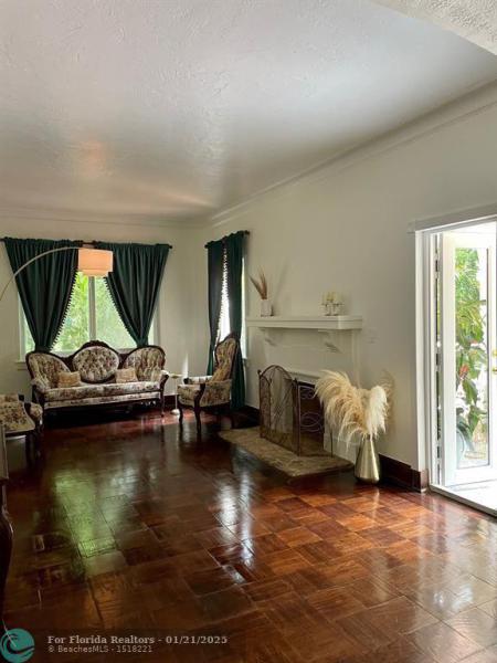  Single Family Homes Photo 14: 23550 SW 187th Ave  Homestead,  FL 33031