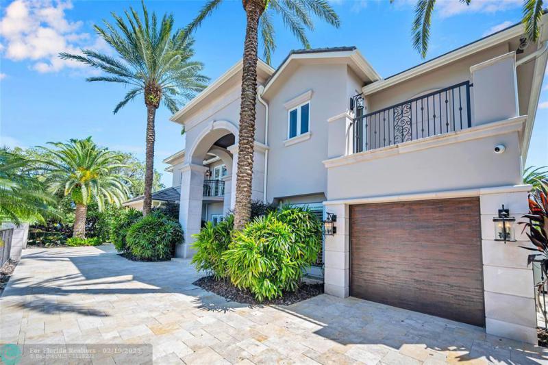  Single Family Homes Photo 13: 38 Isla Bahia Dr  Fort Lauderdale,  FL 33316