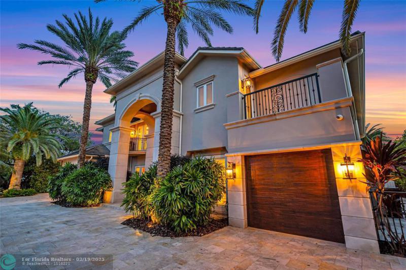 Single Family Homes Photo 14: 38 Isla Bahia Dr  Fort Lauderdale,  FL 33316