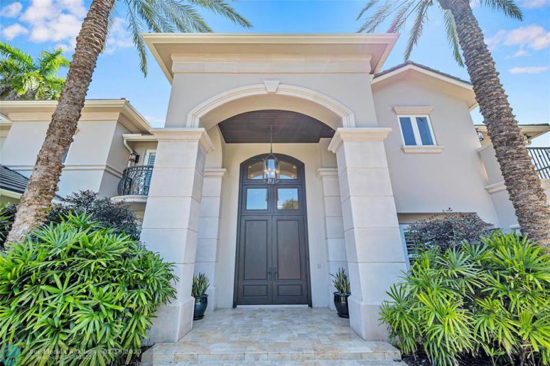  Single Family Homes Photo 16: 38 Isla Bahia Dr  Fort Lauderdale,  FL 33316