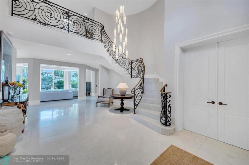  Single Family Homes Photo 18: 38 Isla Bahia Dr  Fort Lauderdale,  FL 33316
