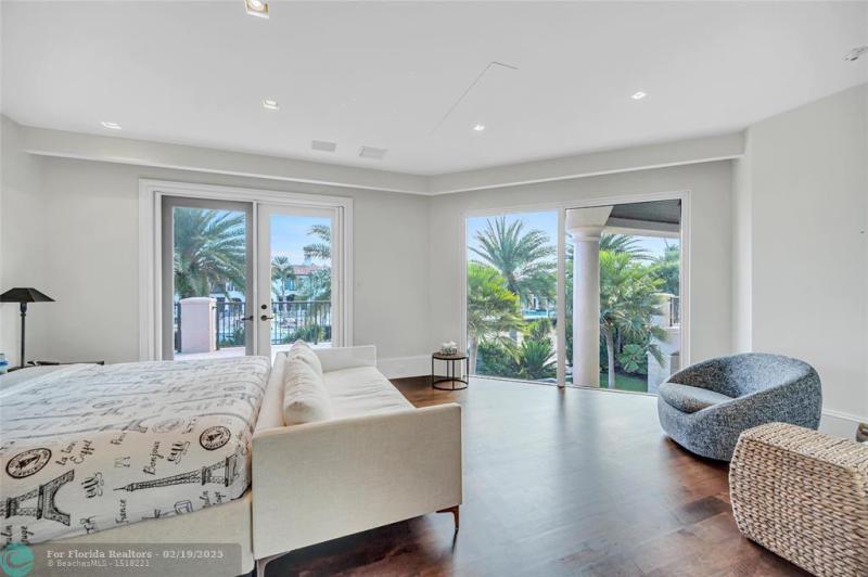 Single Family Homes Photo 43: 38 Isla Bahia Dr  Fort Lauderdale,  FL 33316