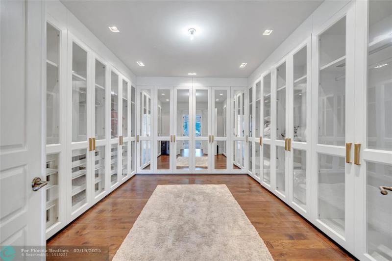  Single Family Homes Photo 49: 38 Isla Bahia Dr  Fort Lauderdale,  FL 33316