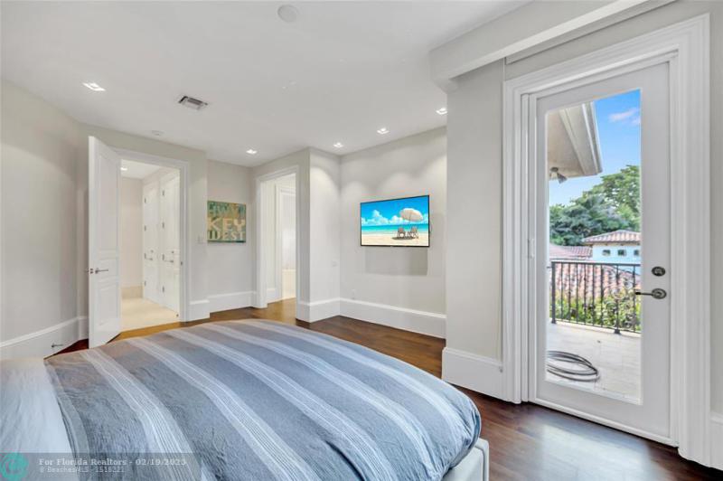  Single Family Homes Photo 60: 38 Isla Bahia Dr  Fort Lauderdale,  FL 33316
