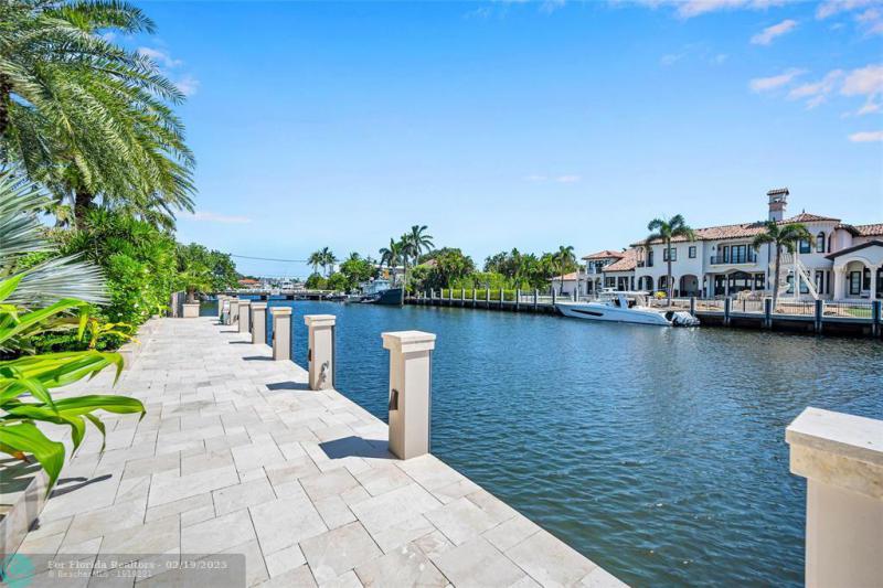  Single Family Homes Photo 65: 38 Isla Bahia Dr  Fort Lauderdale,  FL 33316