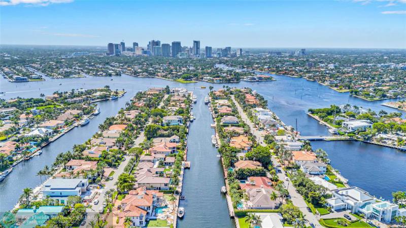  Single Family Homes Photo 71: 38 Isla Bahia Dr  Fort Lauderdale,  FL 33316