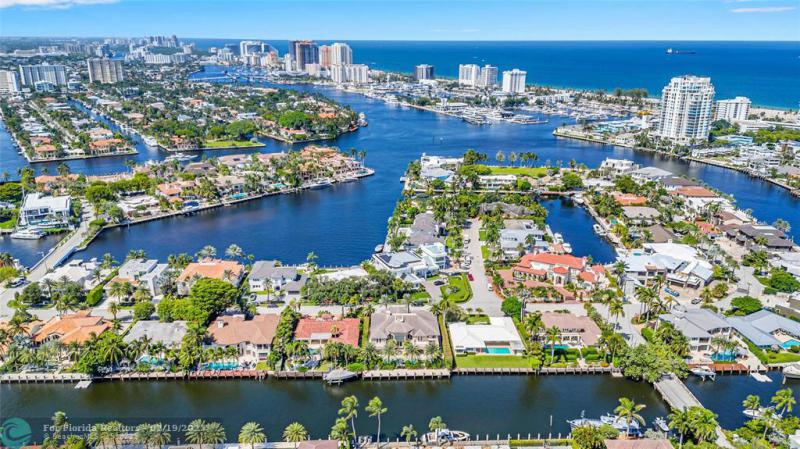 Single Family Homes Photo 72: 38 Isla Bahia Dr  Fort Lauderdale,  FL 33316