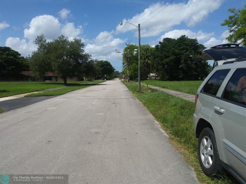 Duplex, Triplex and Fourplex Images