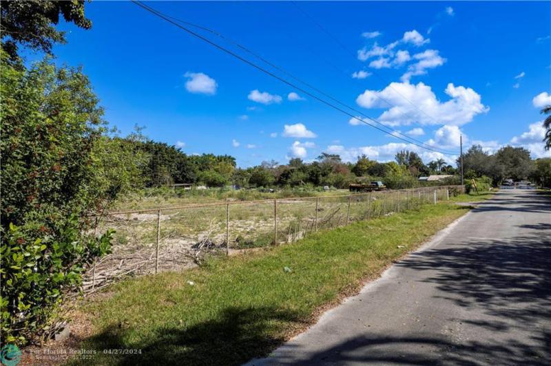 Duplex, Triplex and Fourplex Images