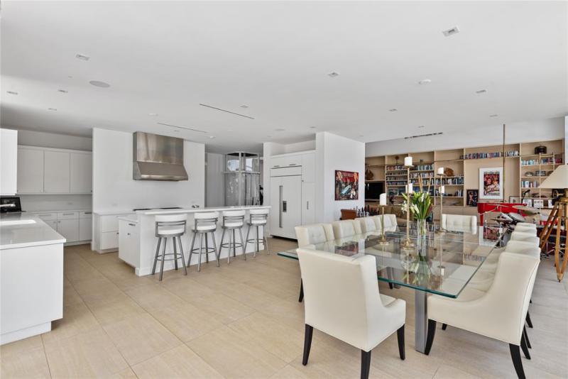  Single Family Homes Photo 12: 500 Isle Of Capri Dr  Fort Lauderdale,  FL 33301