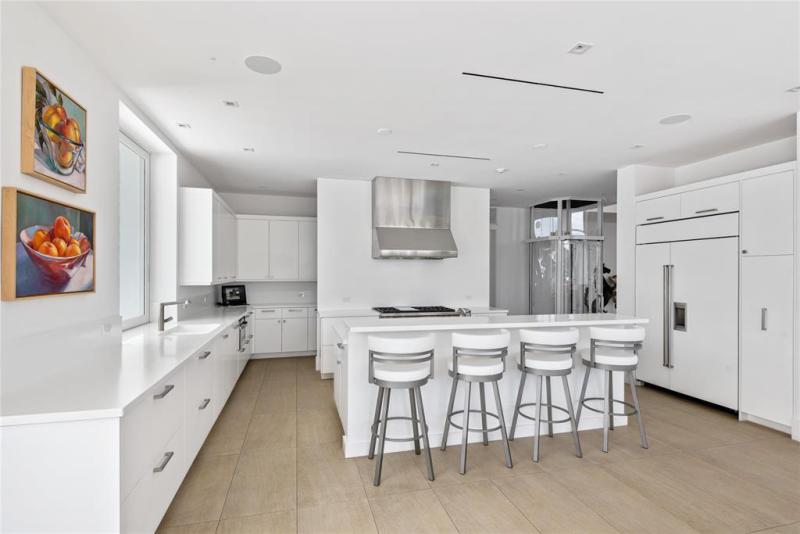  Single Family Homes Photo 13: 500 Isle Of Capri Dr  Fort Lauderdale,  FL 33301