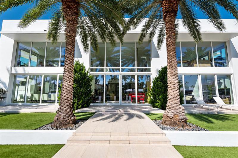  Single Family Homes Photo 29: 500 Isle Of Capri Dr  Fort Lauderdale,  FL 33301