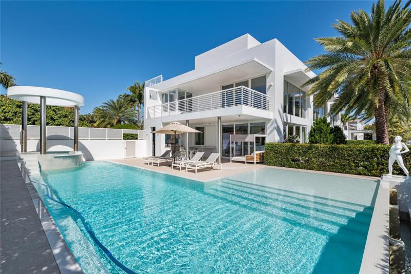  Single Family Homes Photo 33: 500 Isle Of Capri Dr  Fort Lauderdale,  FL 33301